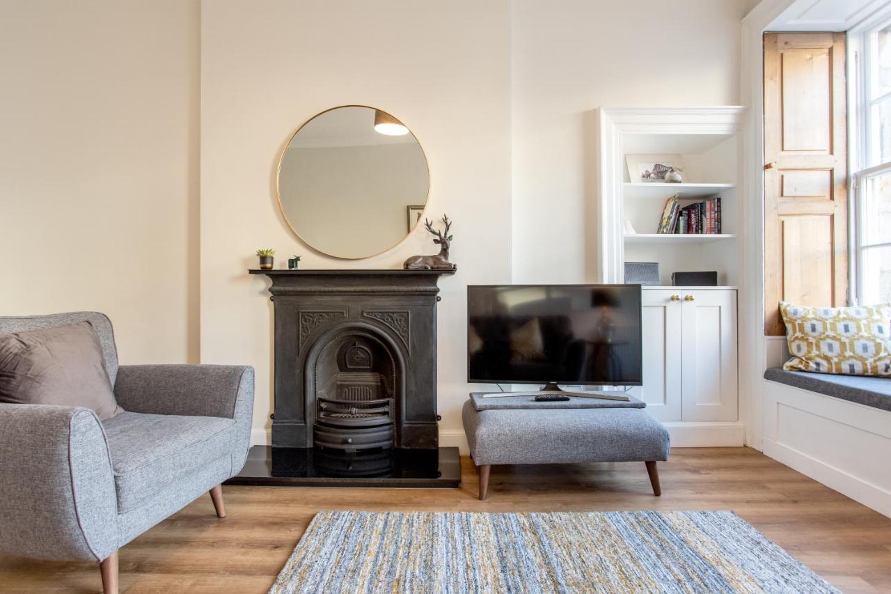 Royal Mile - Old Town Apartment Edinburgh Eksteriør bilde
