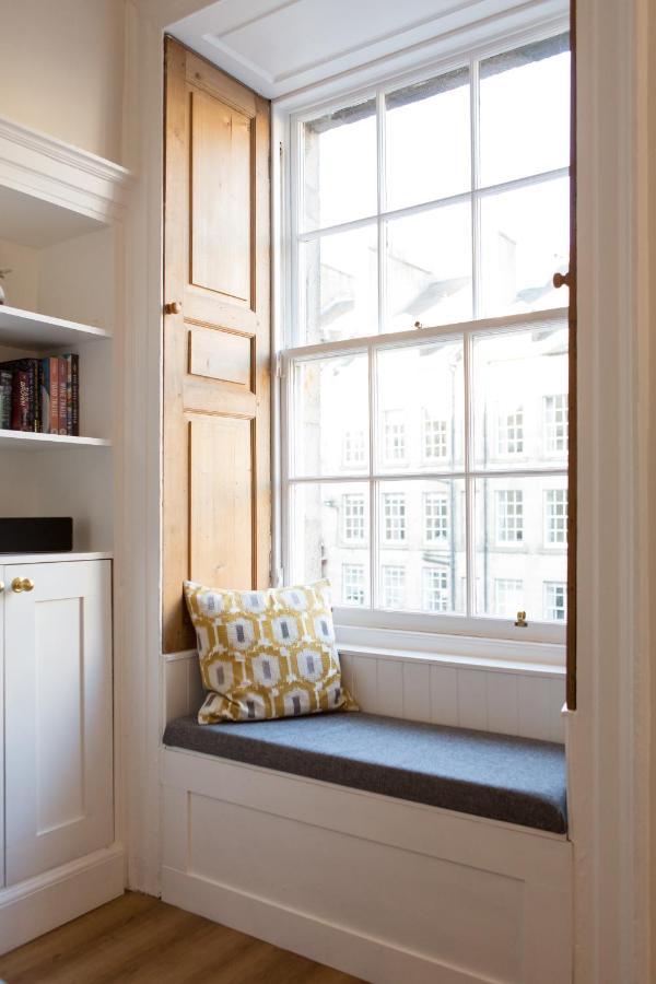 Royal Mile - Old Town Apartment Edinburgh Eksteriør bilde