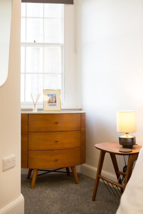 Royal Mile - Old Town Apartment Edinburgh Eksteriør bilde